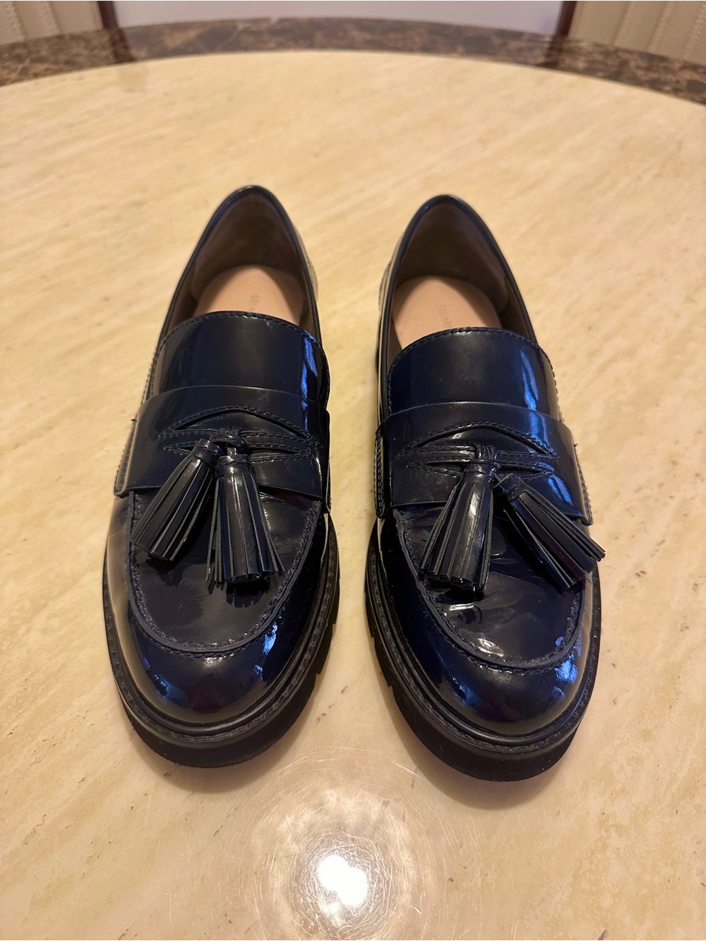 Like New Stuart Weitzman Navy Patent Tassel Loafers Size 7.5